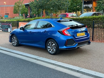 Used Honda Civic 2019 for sale - 79575772: Photo