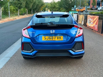 Used Honda Civic 2019 for sale - 79575772: Photo