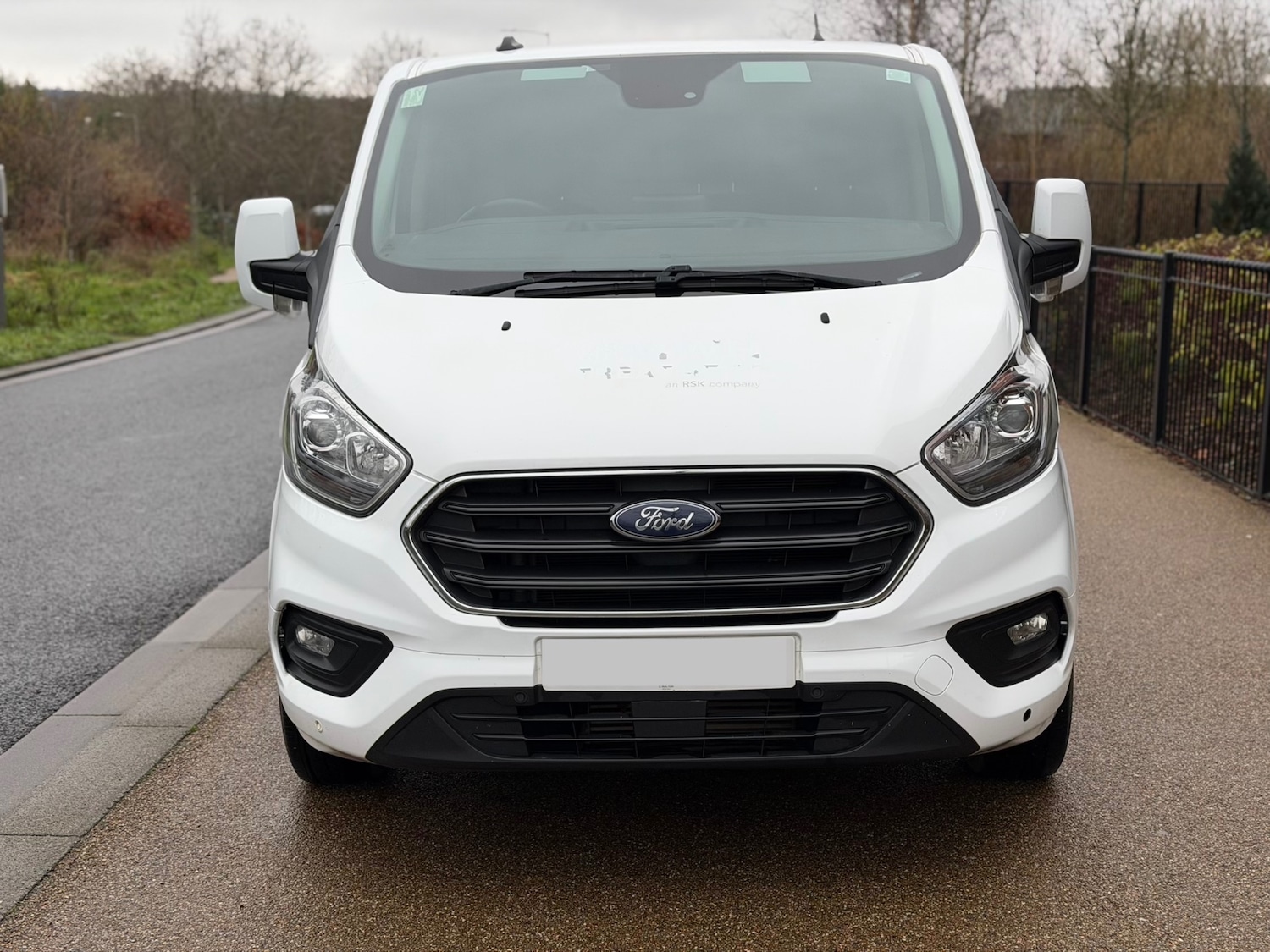 Used Ford Transit Custom 2023 for sale - 76894951: Photo 2