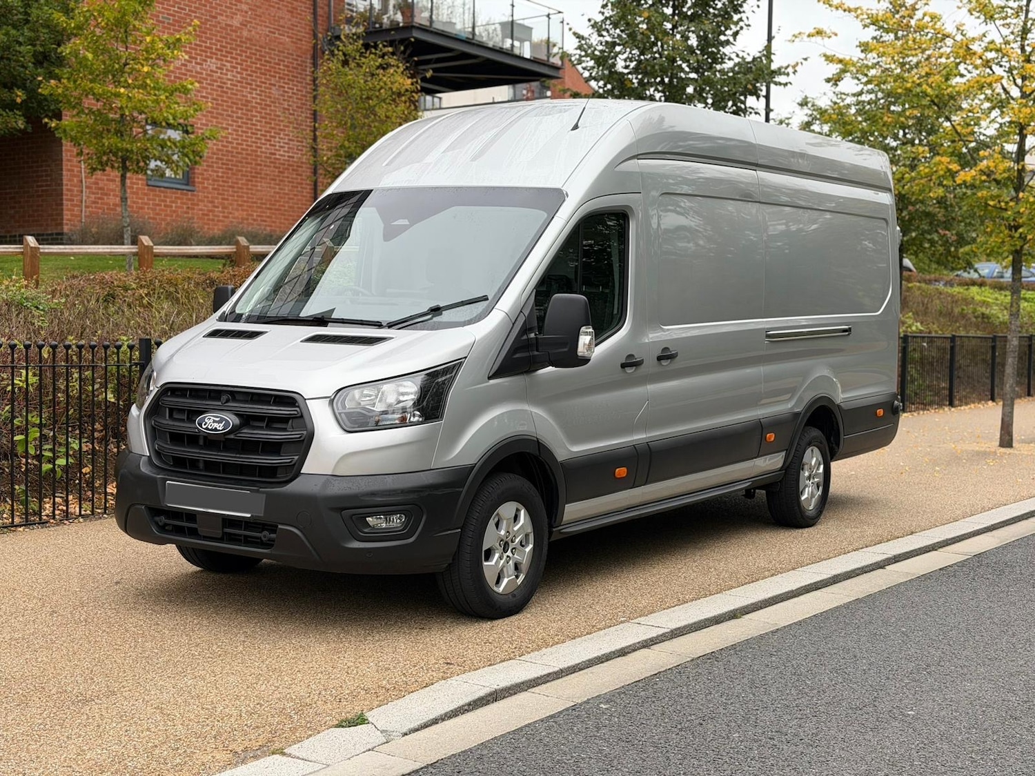 Used Ford Transit 2024 for sale - 76206286: Photo 1