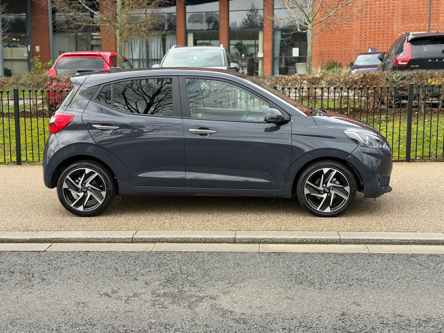 Used Hyundai i10 2025 for sale - 77522441: Photo 2