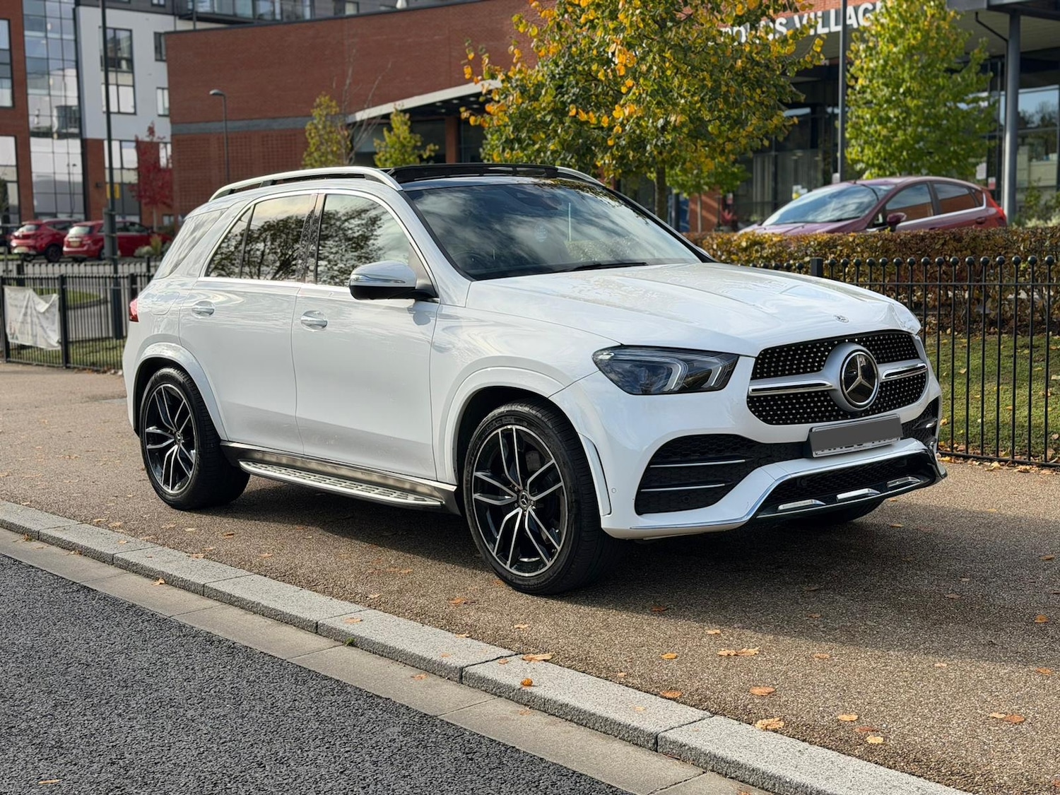 Used Mercedes-Benz GLE 2023 for sale - 76276979: Photo 1
