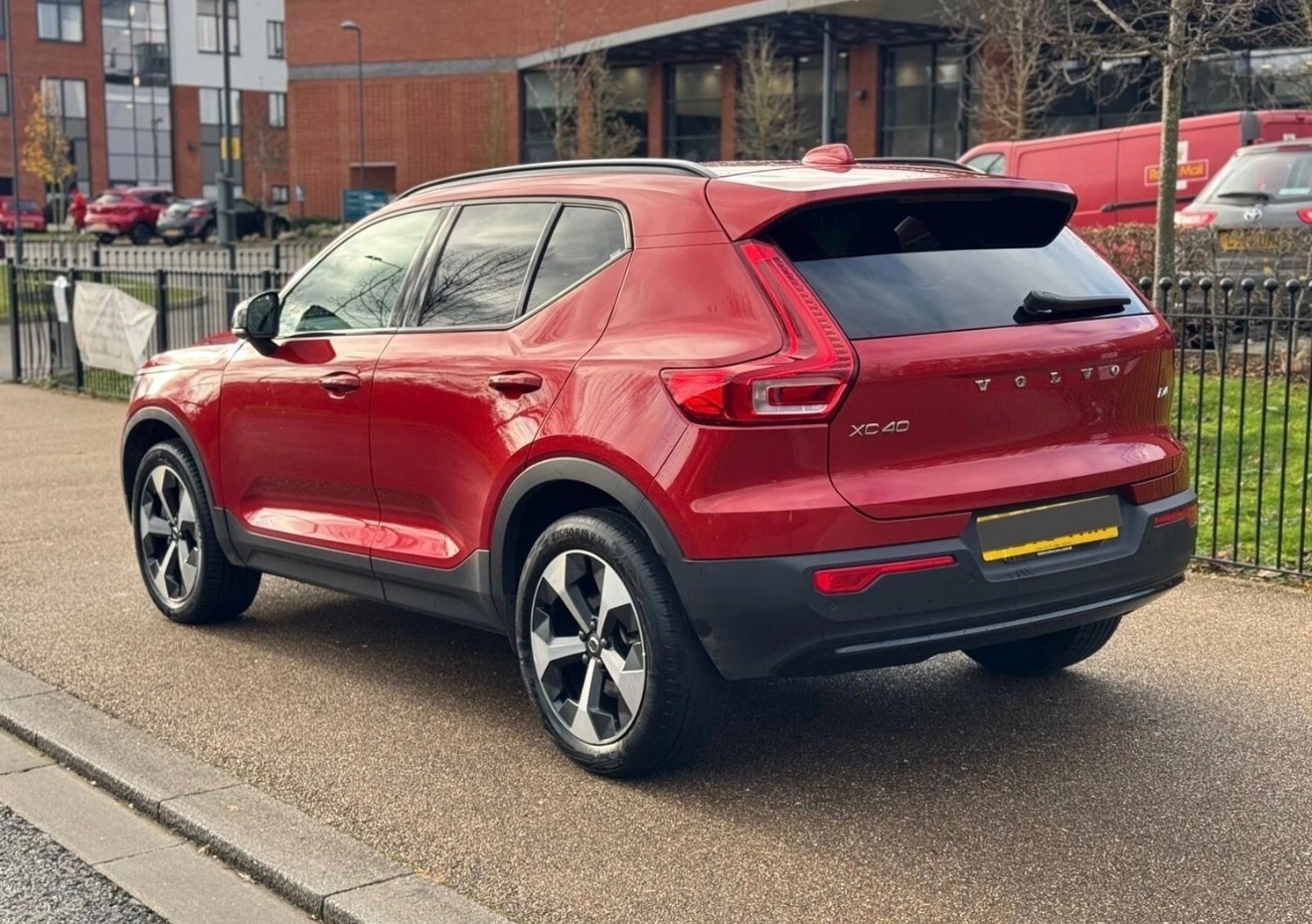 Used Volvo XC40 2024 for sale - 76864284: Photo 3