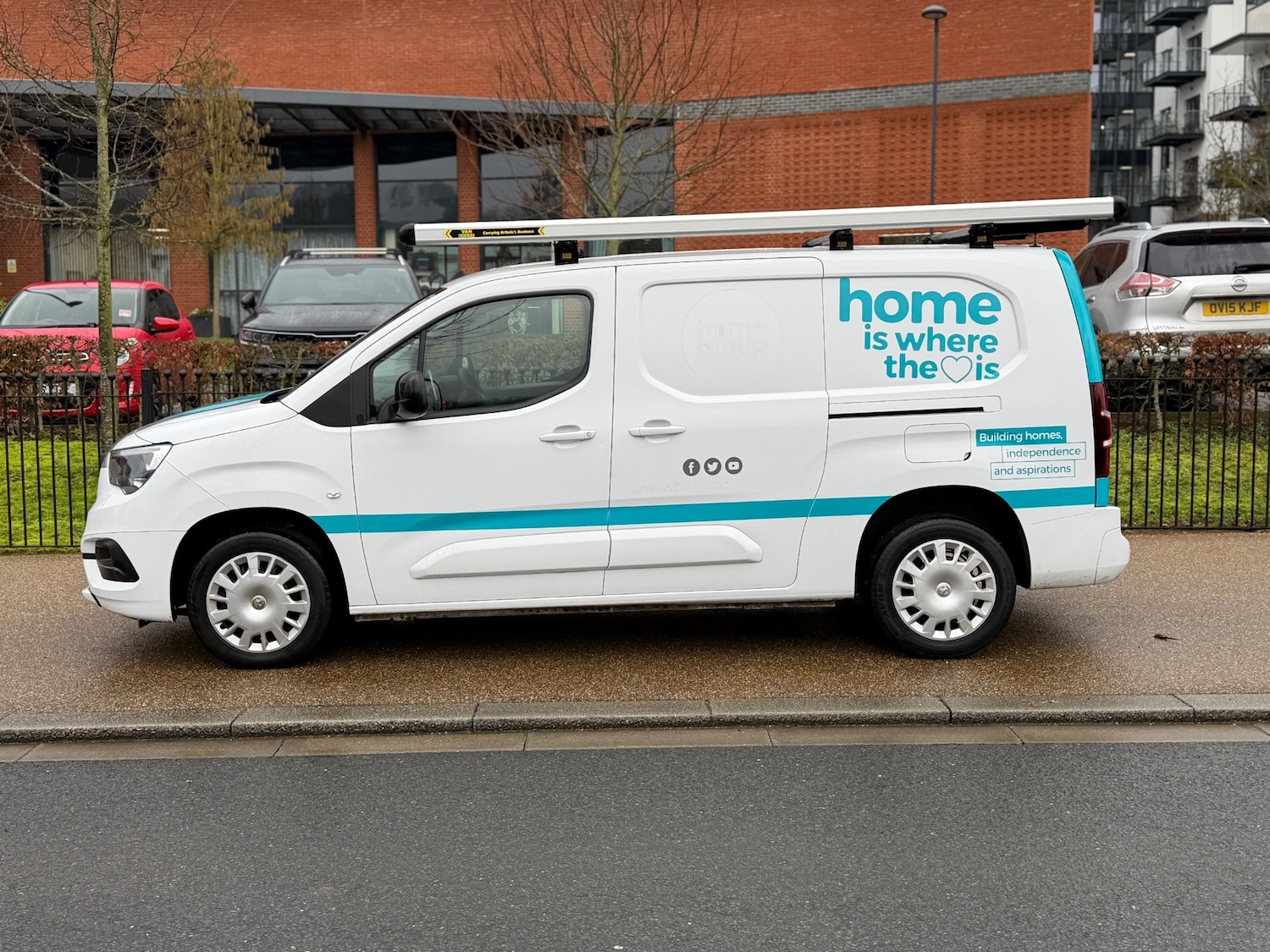 Used Vauxhall Combo 2023 for sale - 77357606: Photo 4