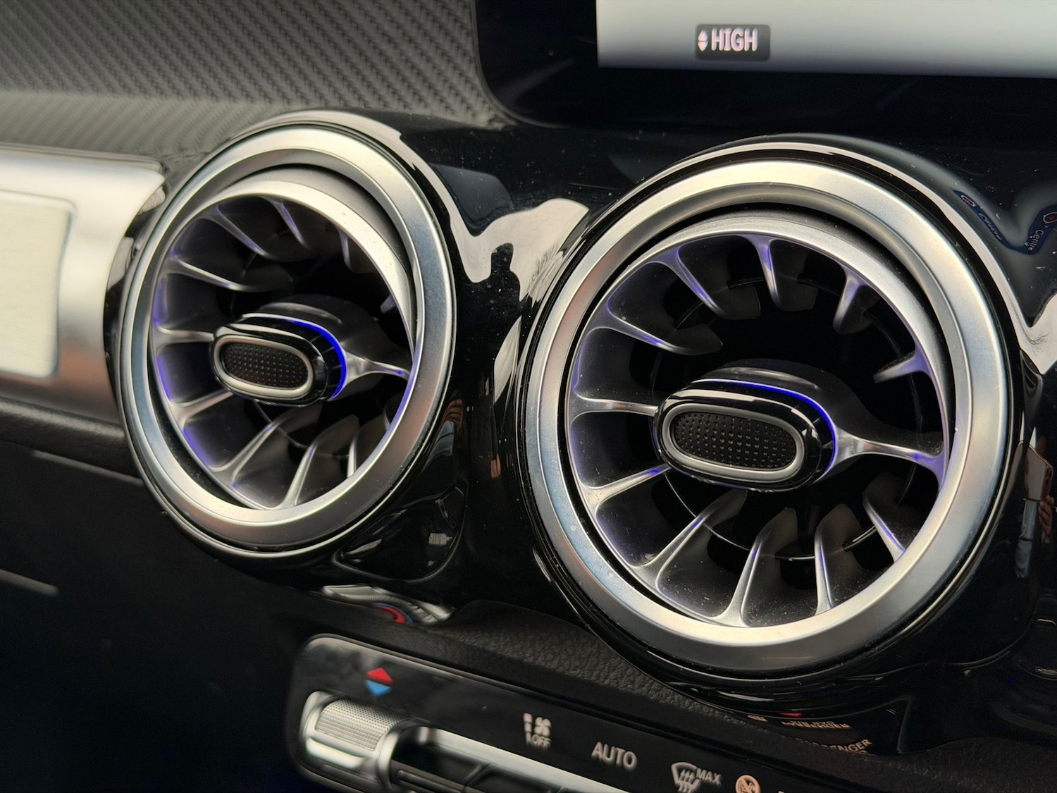 Used Mercedes-Benz GLB 2025 for sale - 76894942: Photo 14