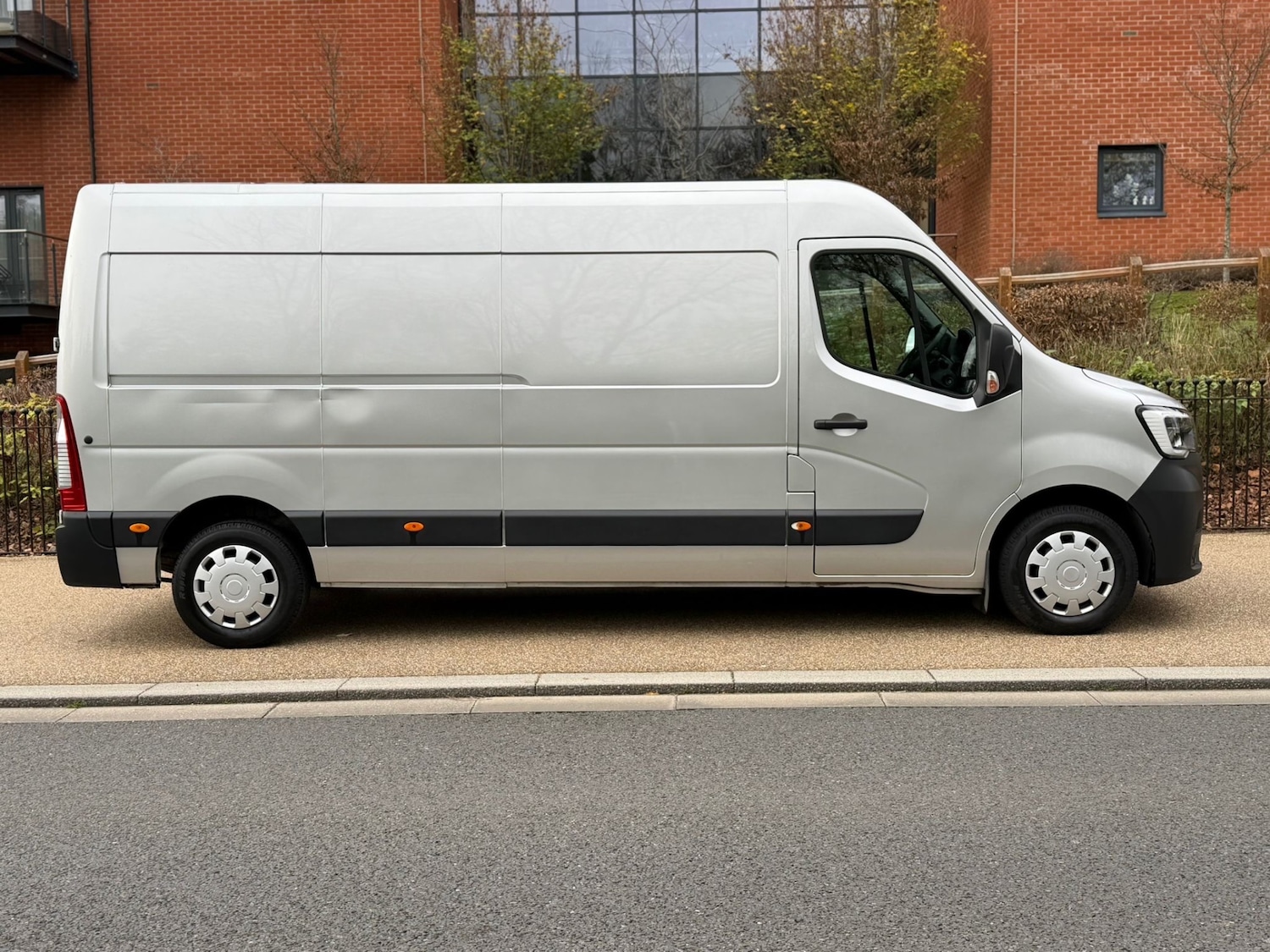 Used Renault Master 2023 for sale - 76578254: Photo 3