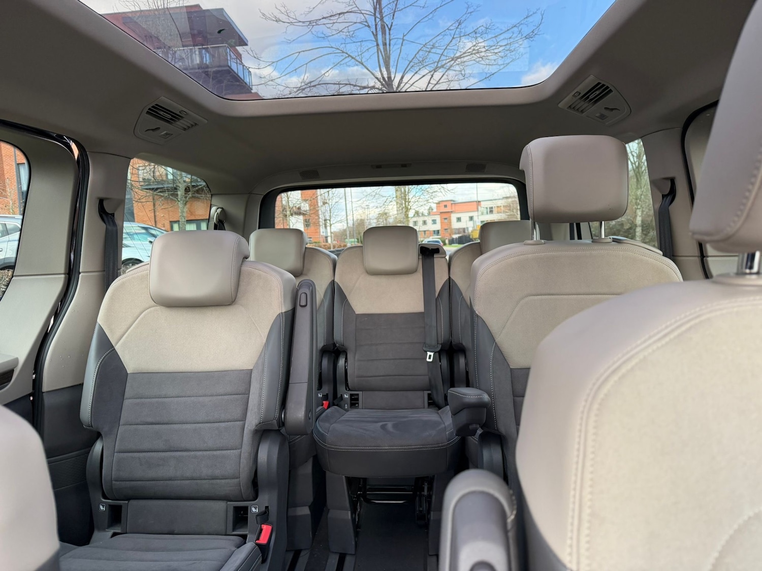 Used Volkswagen Multivan 2025 for sale - 77200851: Photo 14