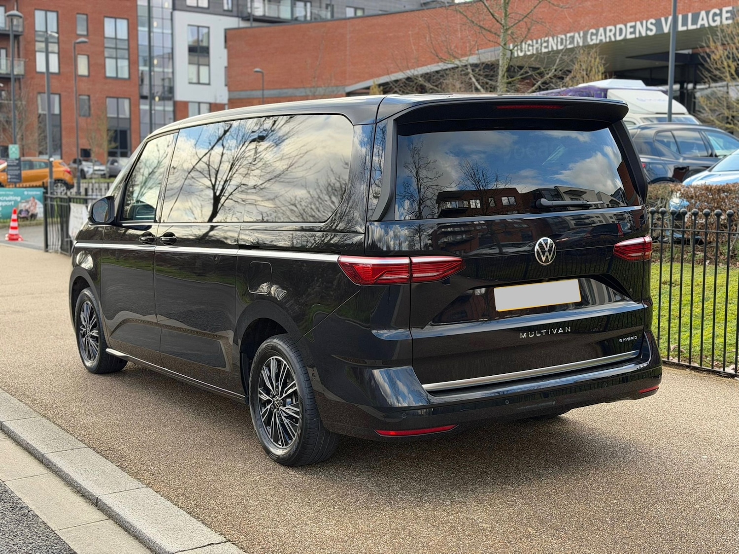 Used Volkswagen Multivan 2025 for sale - 77200851: Photo 5