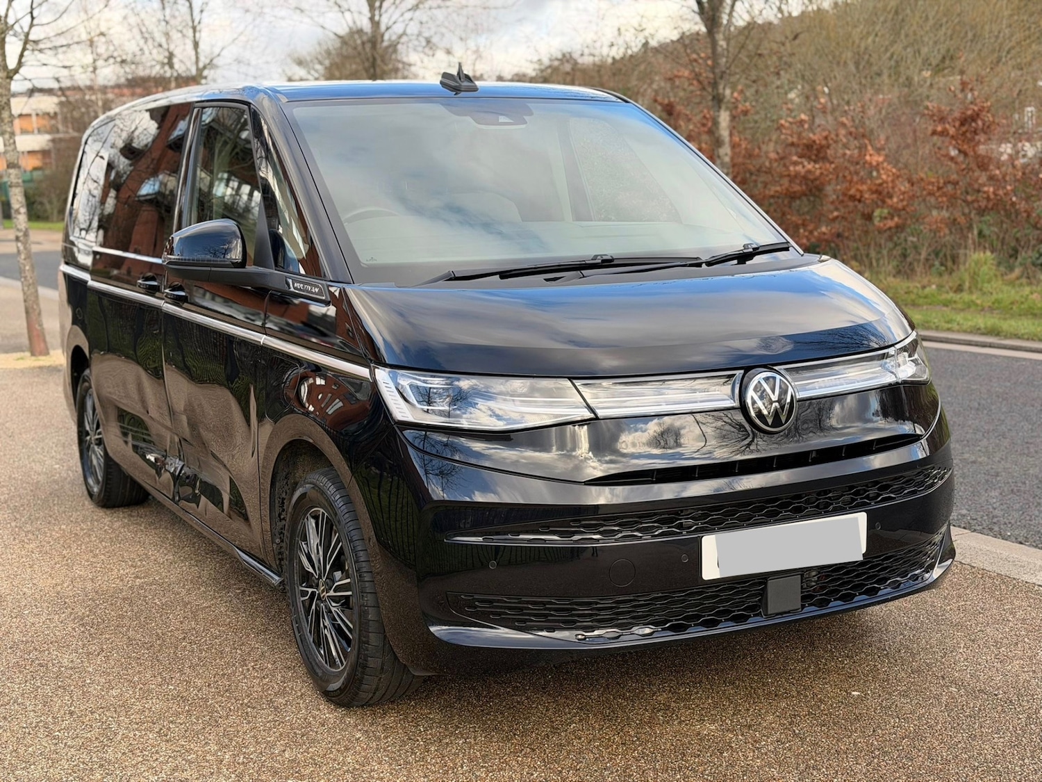 Used Volkswagen Multivan 2025 for sale - 77200851: Photo 6