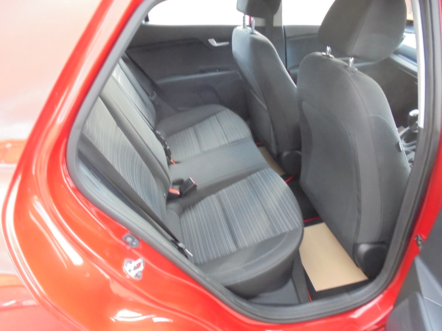 Used Kia Stonic 2022 for sale - 76302504: Photo 7