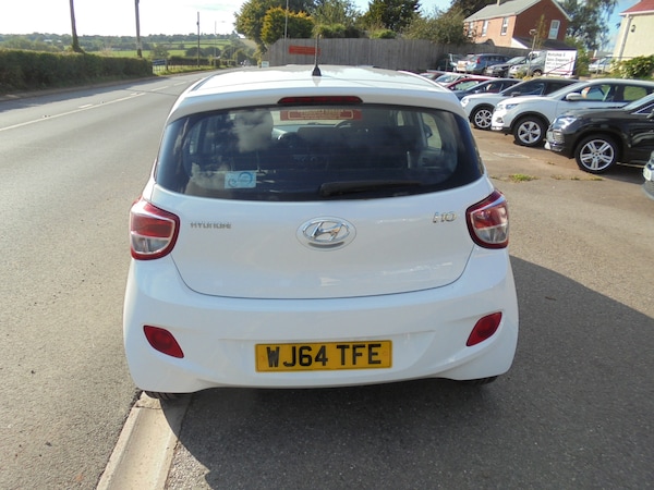 Used Hyundai i10 2014 for sale - 76116677: Photo 3