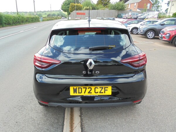Used Renault Clio 2023 for sale - 74782927: Photo 2