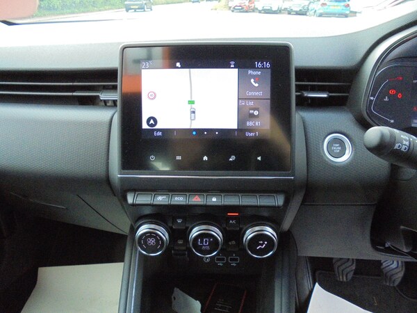 Used Renault Clio 2023 for sale - 74782927: Photo 5
