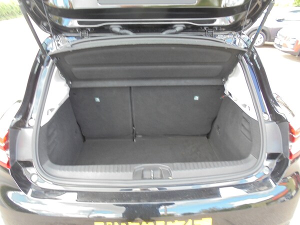 Used Renault Clio 2023 for sale - 74782927: Photo 8