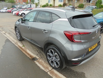 Used Renault Captur 2024 for sale - 78508458: Photo