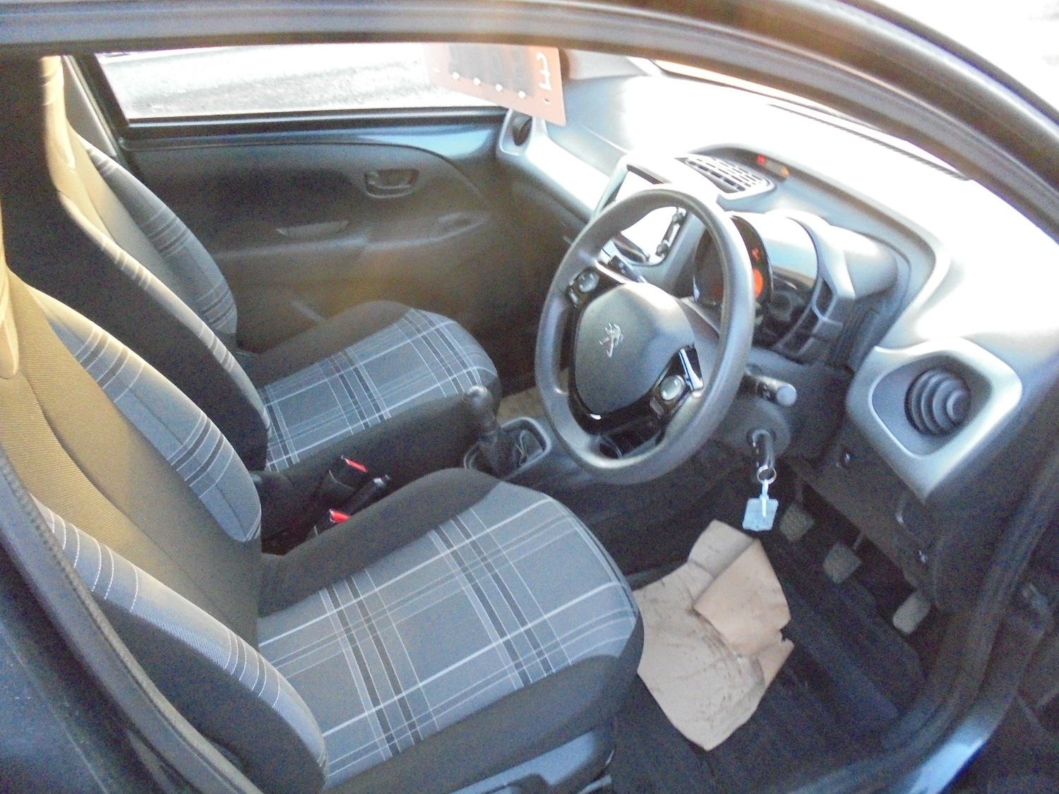 Used Peugeot 108 2016 for sale - 76919408: Photo 6