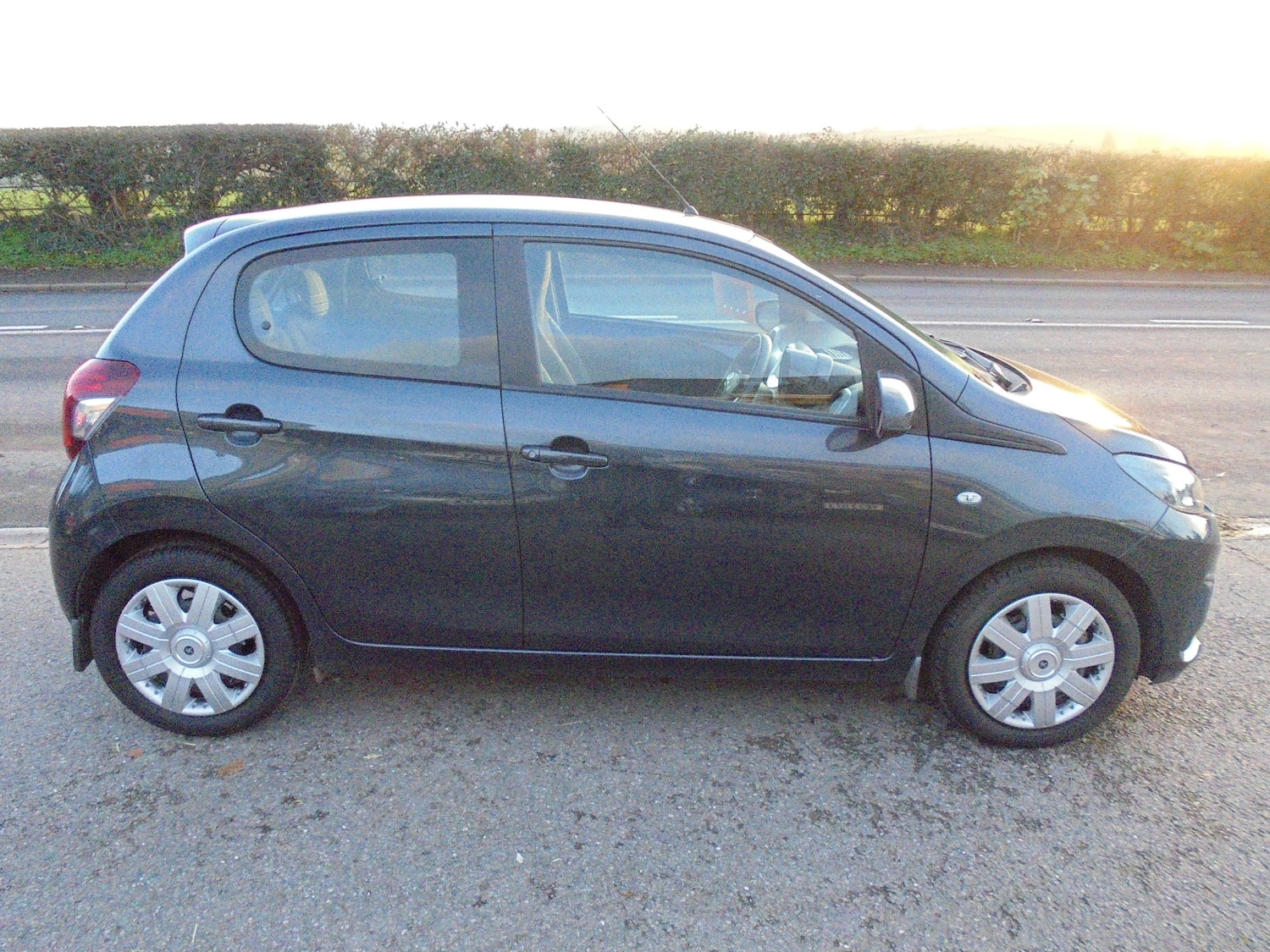 Used Peugeot 108 2016 for sale - 76919408: Photo 9