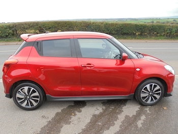 Used Suzuki Swift 2020 for sale - 76192416: Photo 3