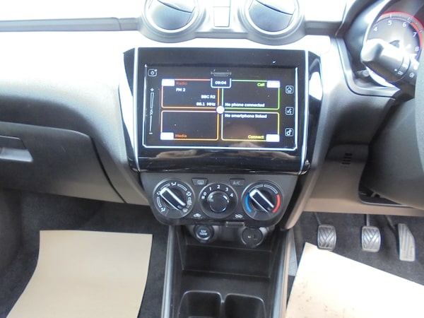 Used Suzuki Swift 2020 for sale - 76192416: Photo 5