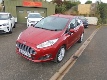 2016 (66) - 1.0 EcoBoost 125 Titanium 5dr