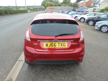 Used Ford Fiesta 2016 for sale - 75874532: Photo