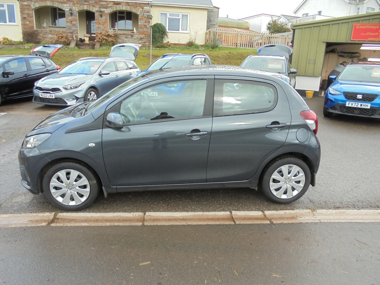 Used Peugeot 108 2016 for sale - 77297356: Photo 2