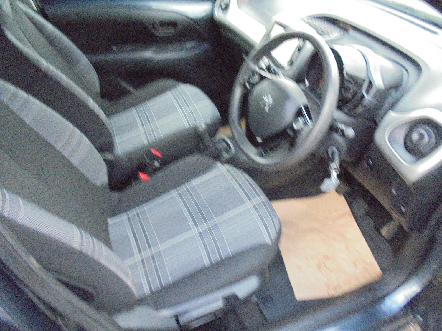 Used Peugeot 108 2016 for sale - 77297356: Photo 6