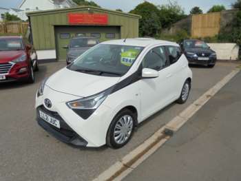 2021 (21) - 1.0 VVT-i X-Play TSS 5dr