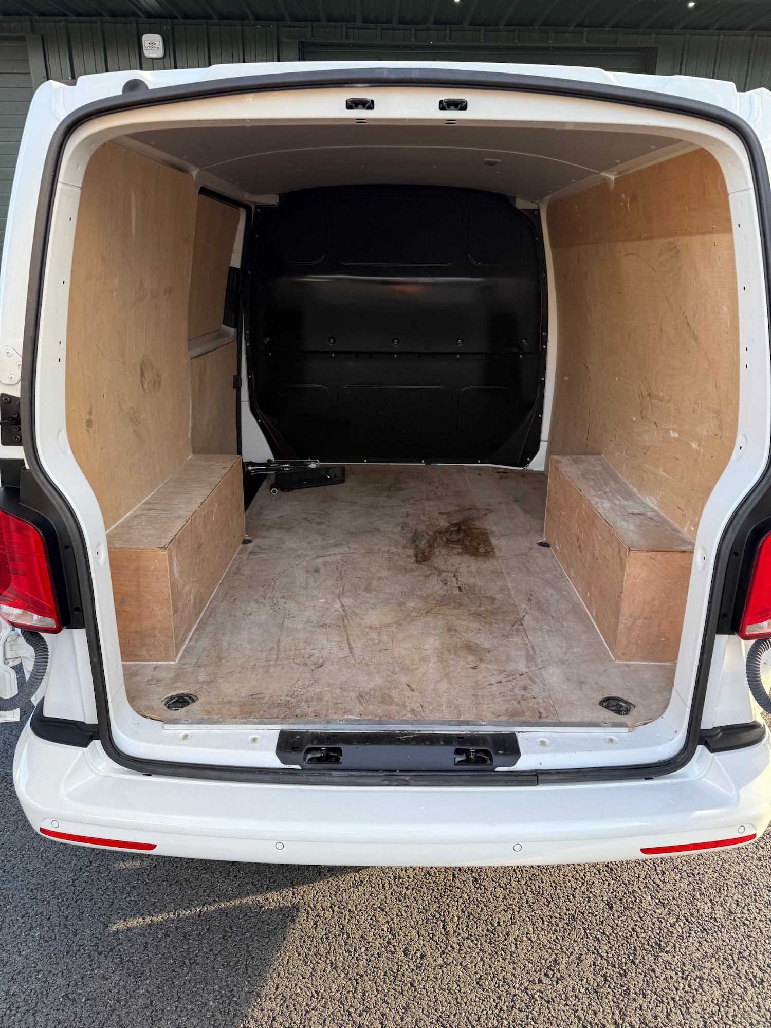 Used Volkswagen Transporter 2023 for sale - 77930454: Photo 10