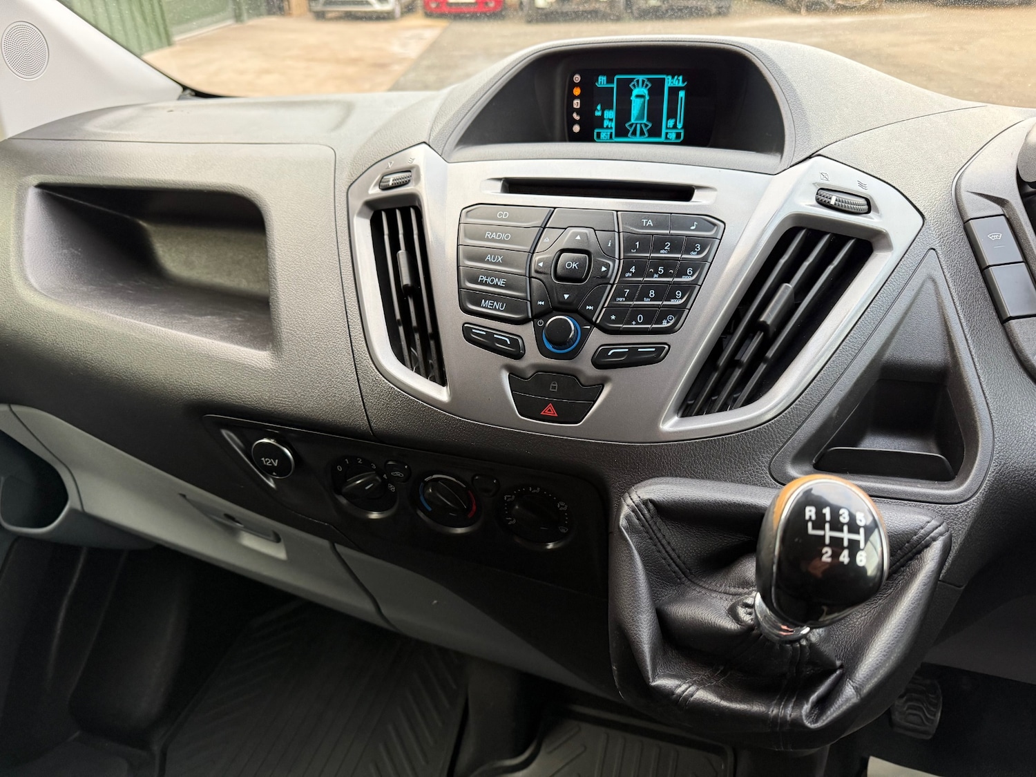 Used Ford Transit Custom 2015 for sale - 76706666: Photo 14