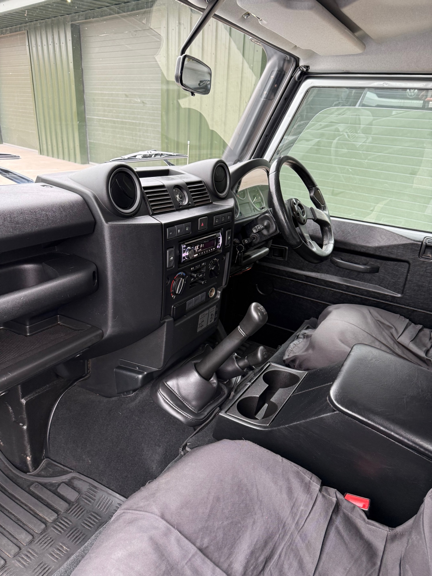 Used Land Rover Defender 2008 for sale - 77961262: Photo 15