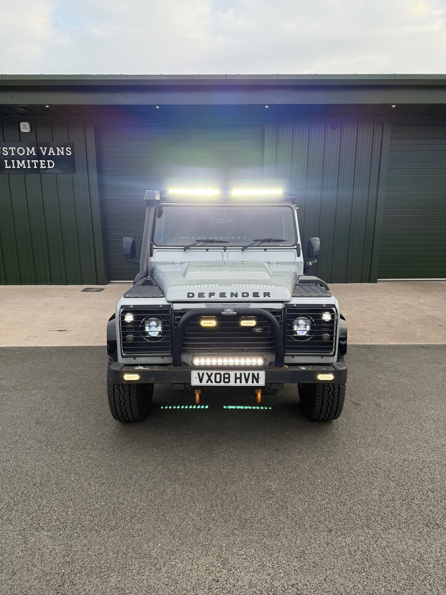Used Land Rover Defender 2008 for sale - 77961262: Photo 5