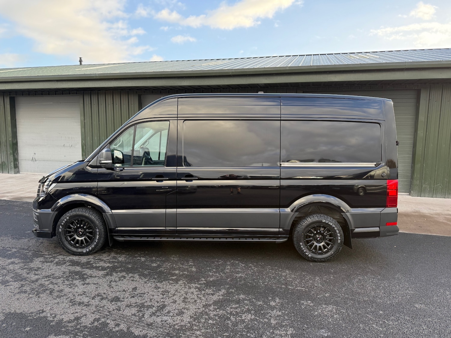 Used Volkswagen Crafter 2025 for sale - 76393393: Photo 6