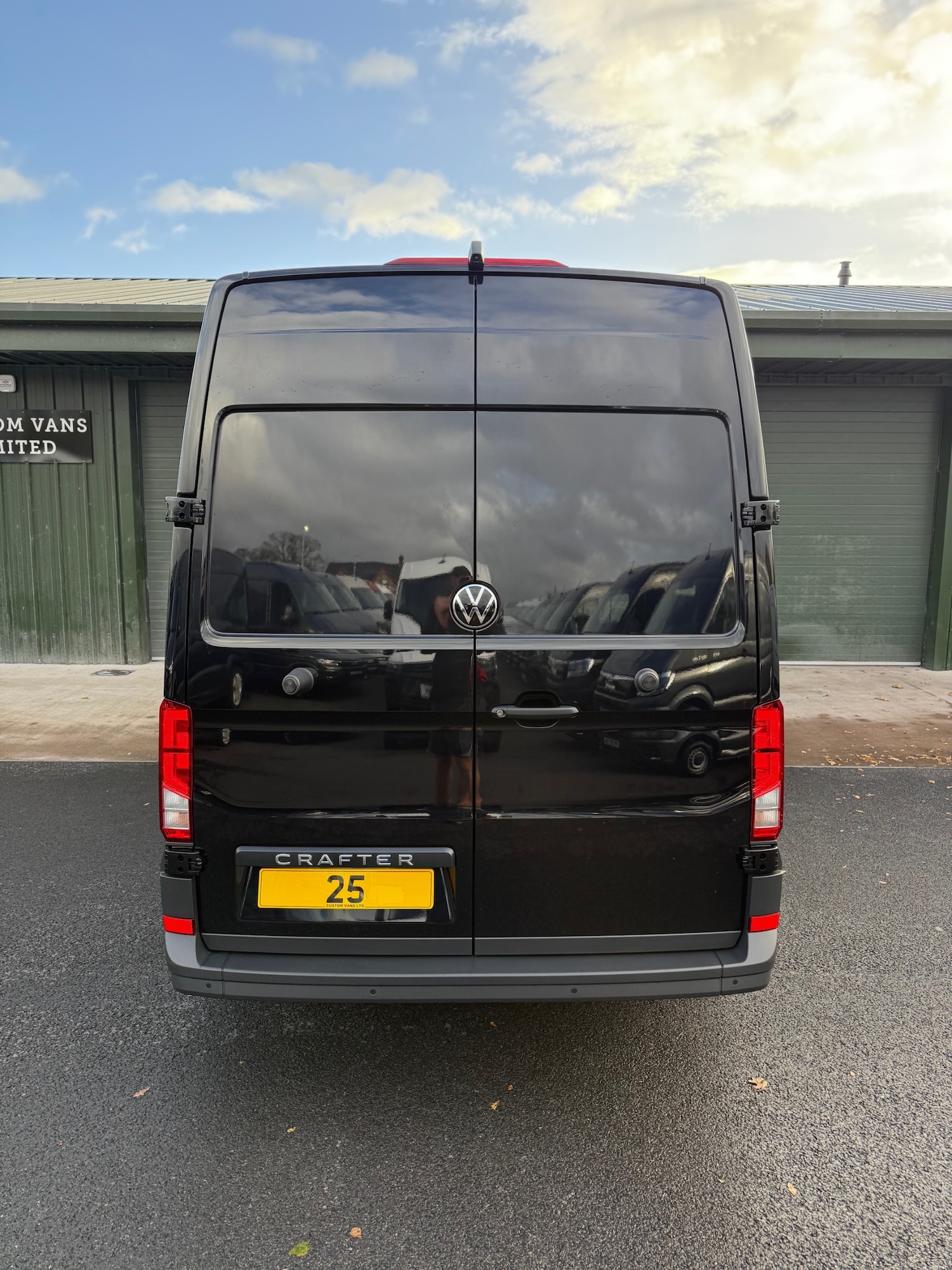 Used Volkswagen Crafter 2025 for sale - 76393393: Photo 7