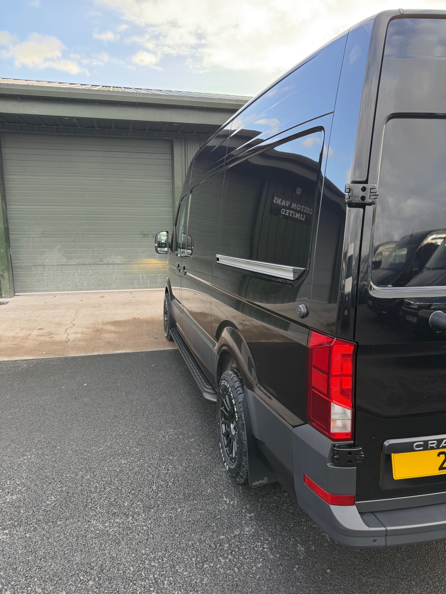 Used Volkswagen Crafter 2025 for sale - 76393393: Photo 8