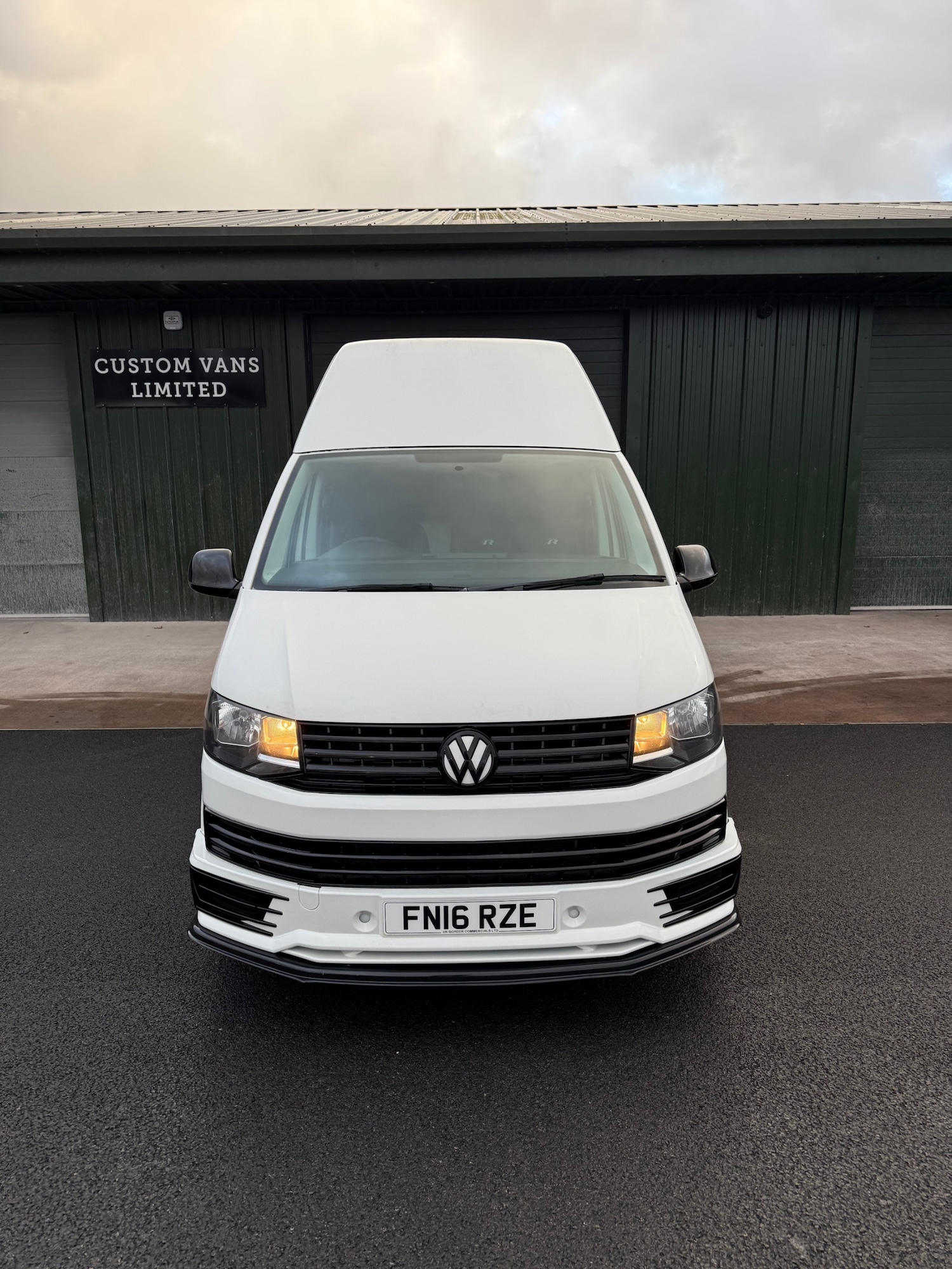 Used Volkswagen Transporter 2016 for sale - 76738507: Photo 4