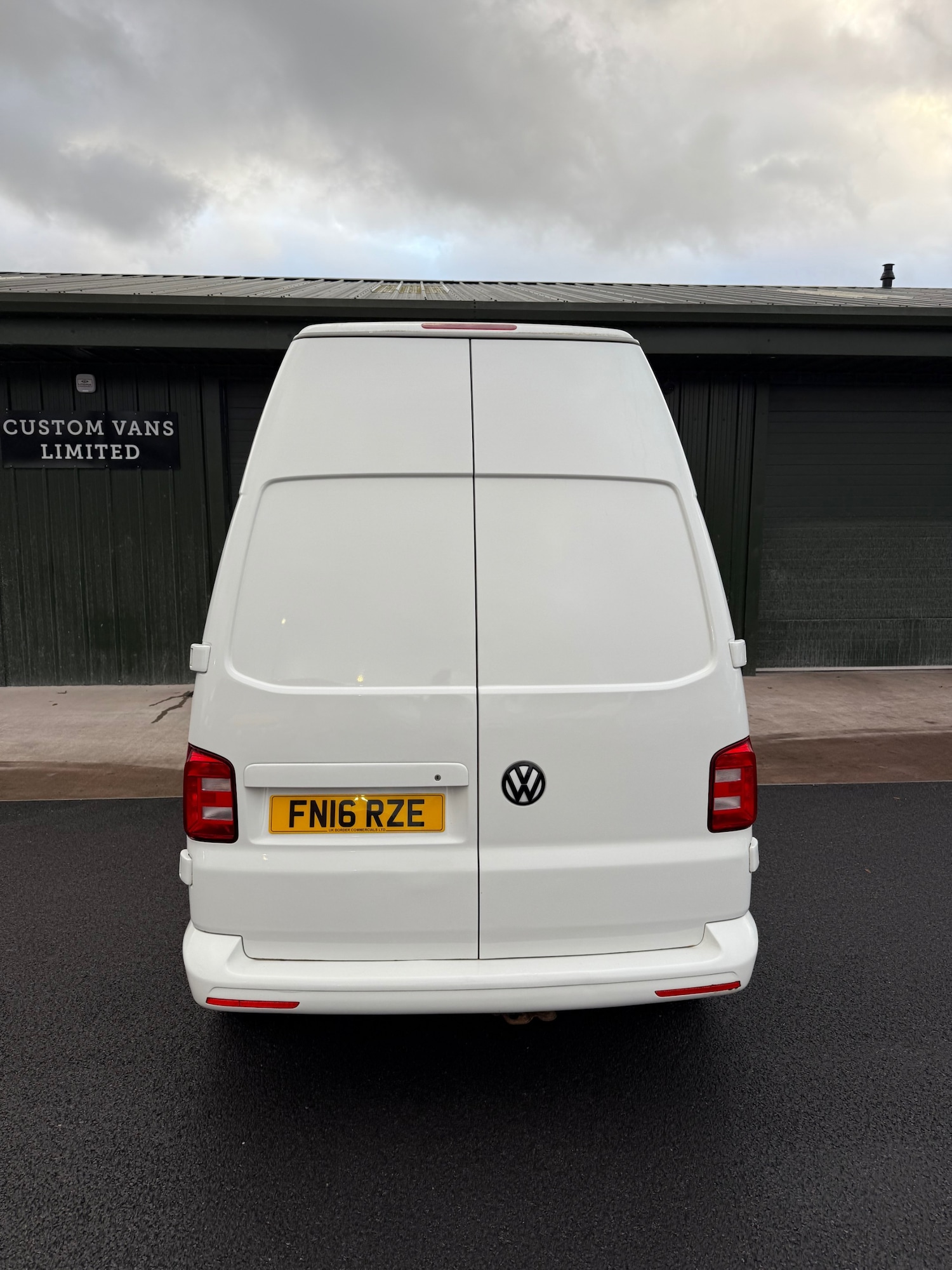 Used Volkswagen Transporter 2016 for sale - 76738507: Photo 6