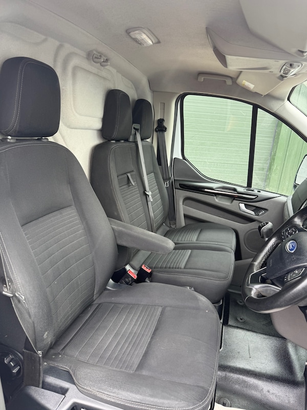 Used Ford Transit Custom 2018 for sale - 74898330: Photo 8