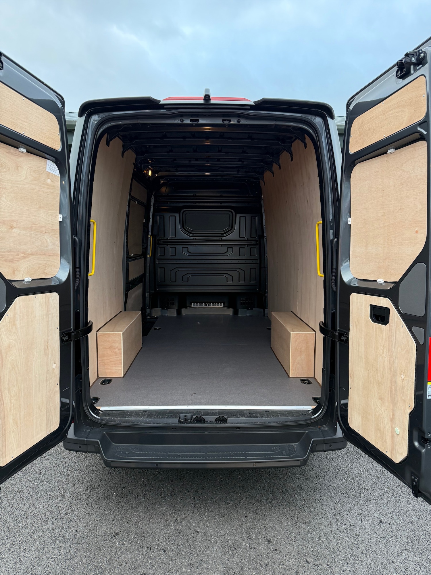 Used Volkswagen Crafter 2025 for sale - 76911397: Photo 10