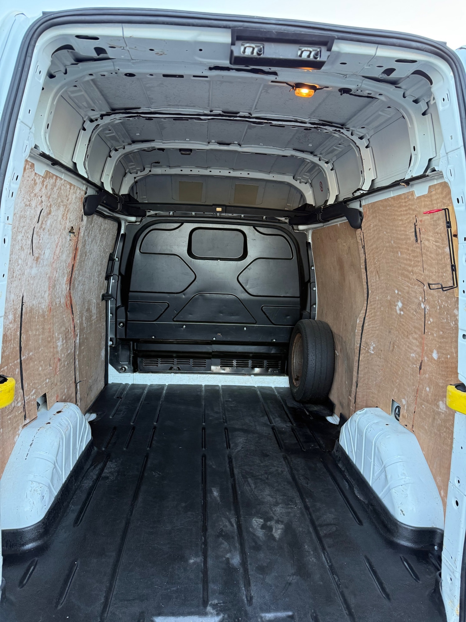 Used Ford Transit Custom 2015 for sale - 76699604: Photo 10