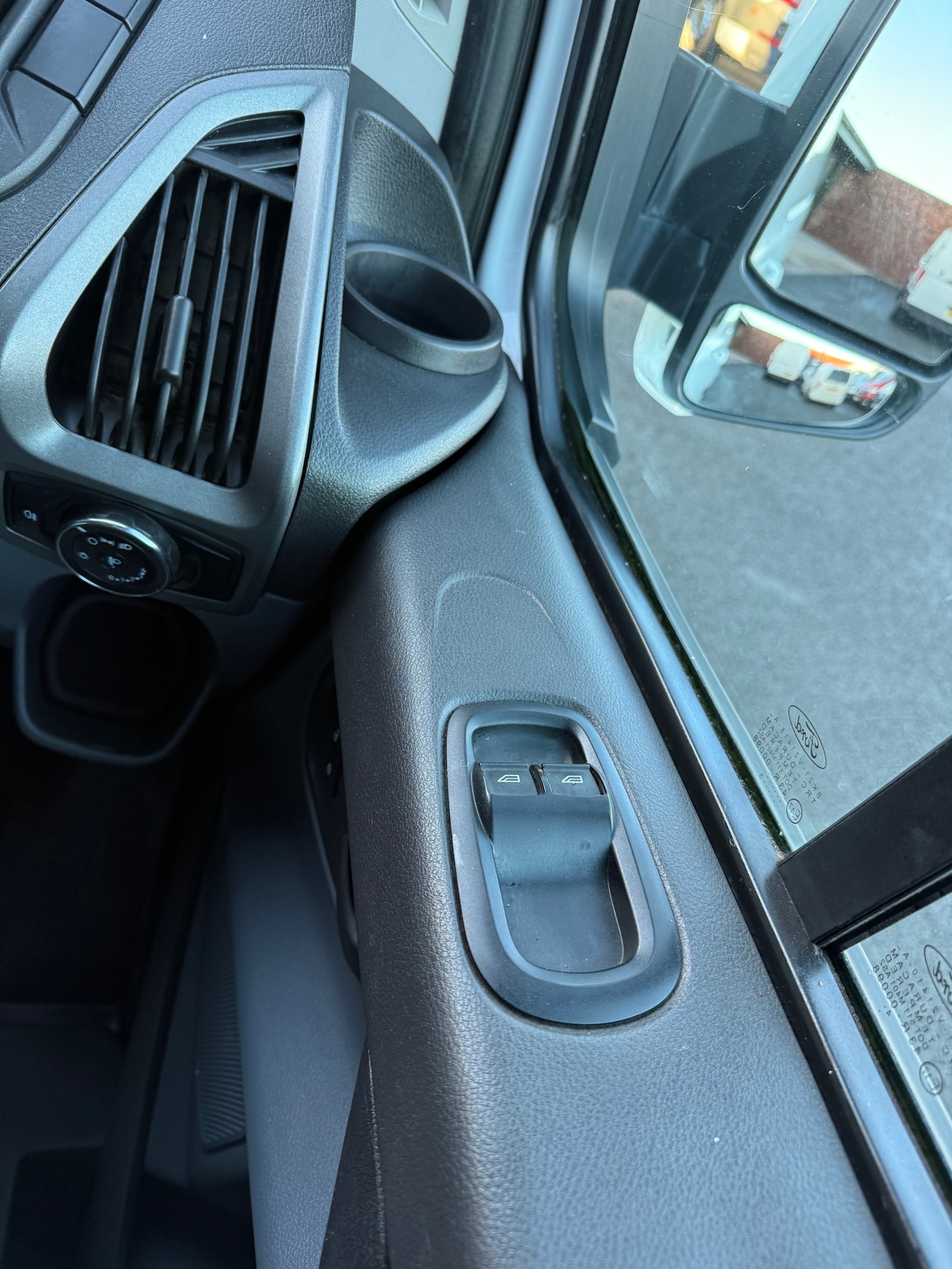 Used Ford Transit Custom 2015 for sale - 76699604: Photo 15