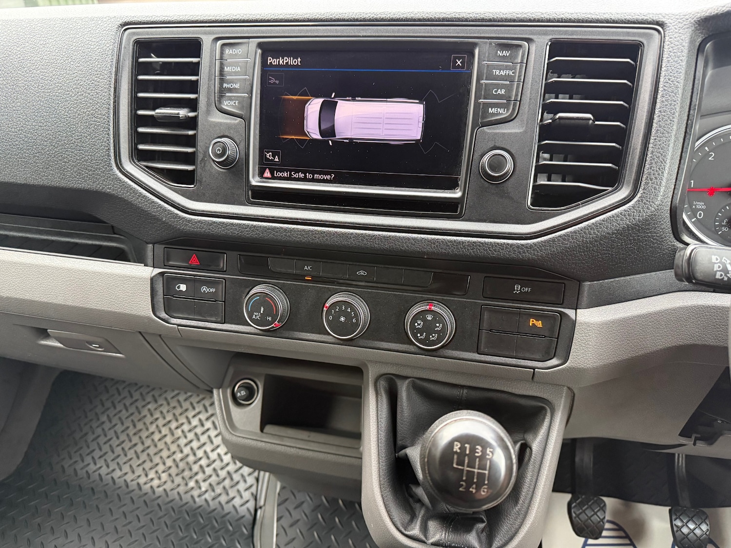 Used Volkswagen Crafter 2019 for sale - 76366623: Photo 16