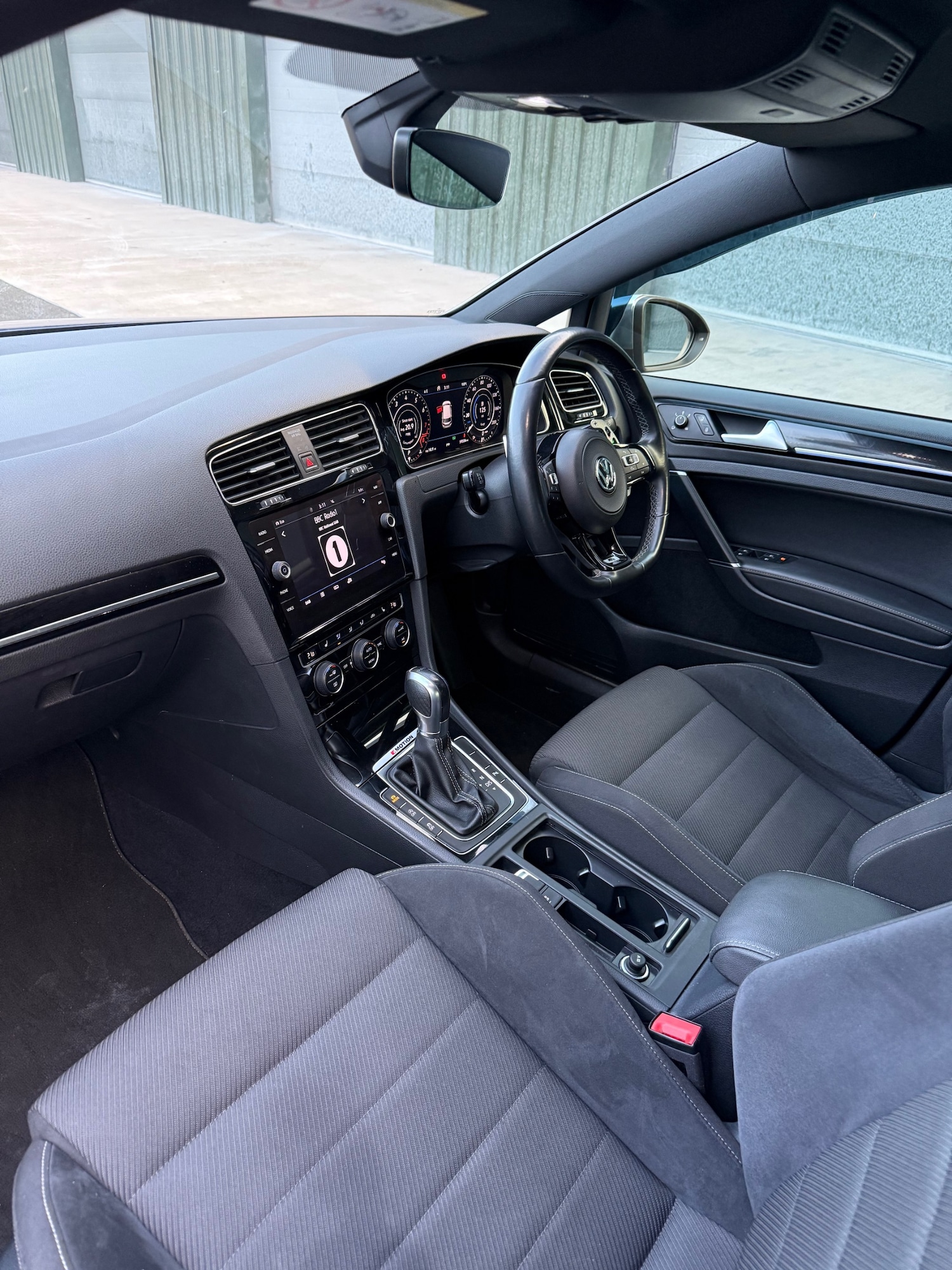 Used Volkswagen Golf 2018 for sale - 76590394: Photo 11