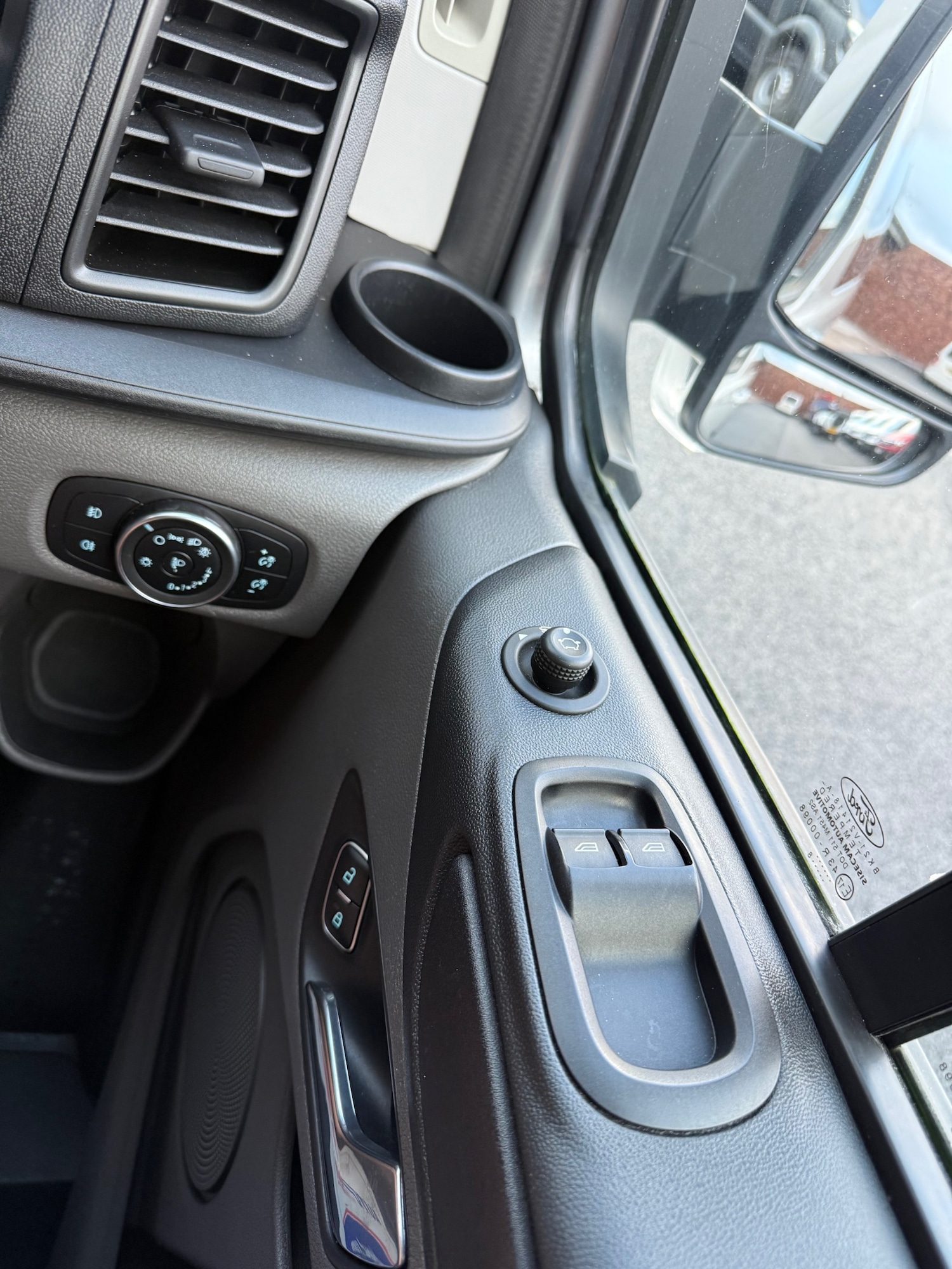 Used Ford Transit Custom 2018 for sale - 76738383: Photo 16