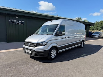 Used Volkswagen Crafter 2018 for sale - 79011099: Photo