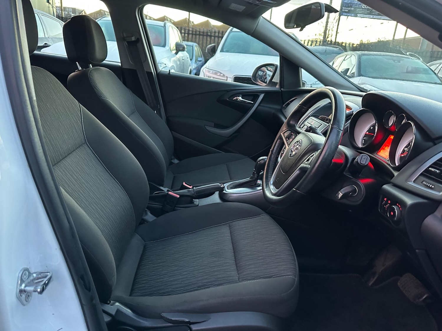 Used Vauxhall Astra 2015 for sale - 76803522: Photo 11