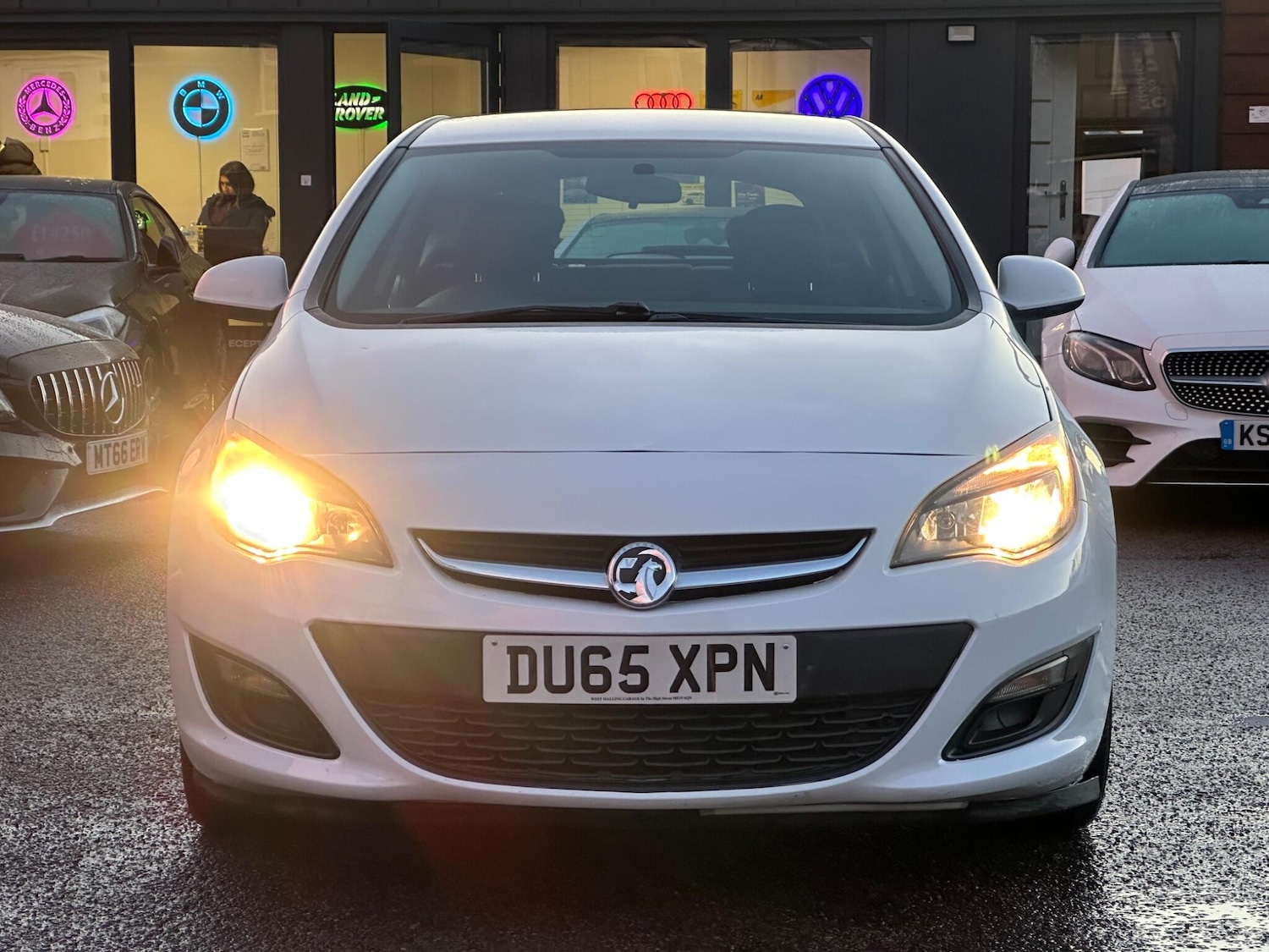 Used Vauxhall Astra 2015 for sale - 76803522: Photo 2