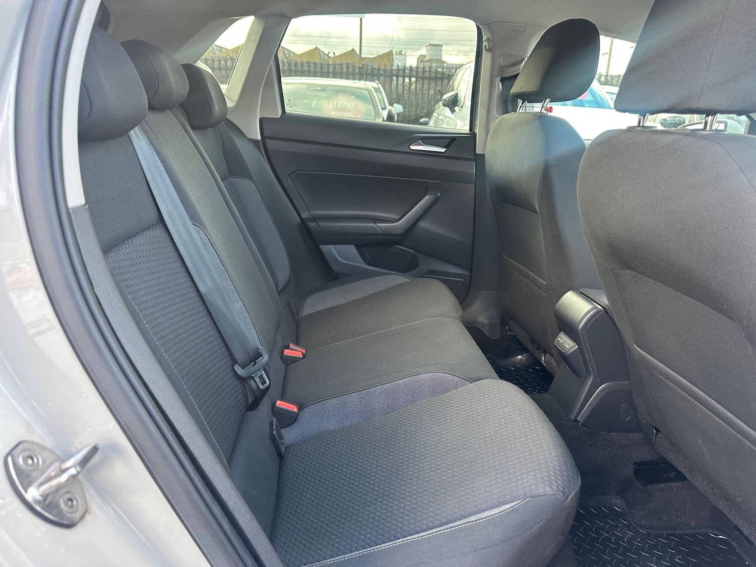 Used Volkswagen Polo for sale - 77266644: Photo 12