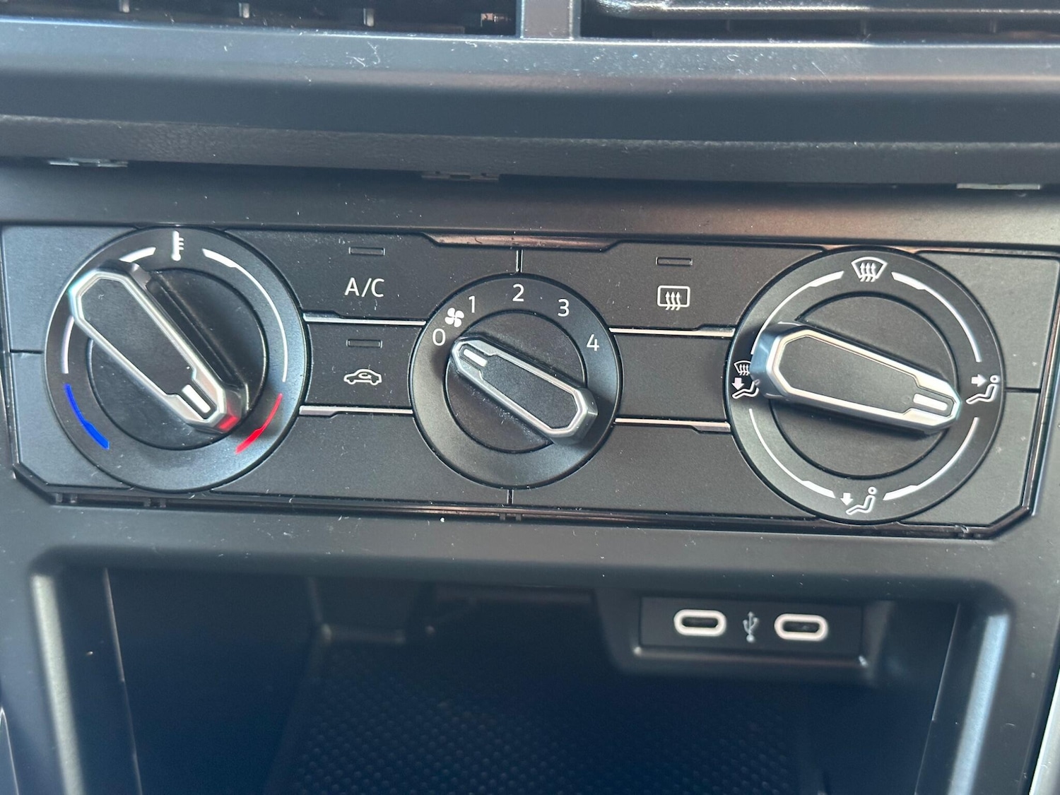 Used Volkswagen Polo for sale - 77266644: Photo 14