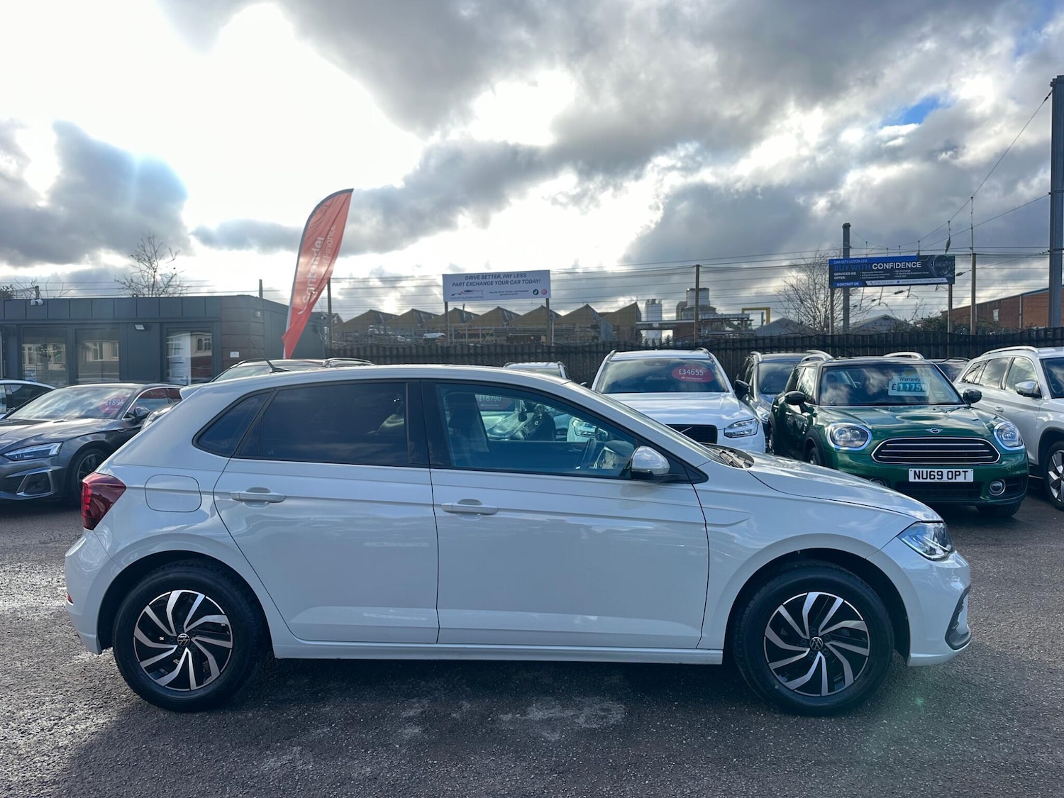 Used Volkswagen Polo for sale - 77266644: Photo 8